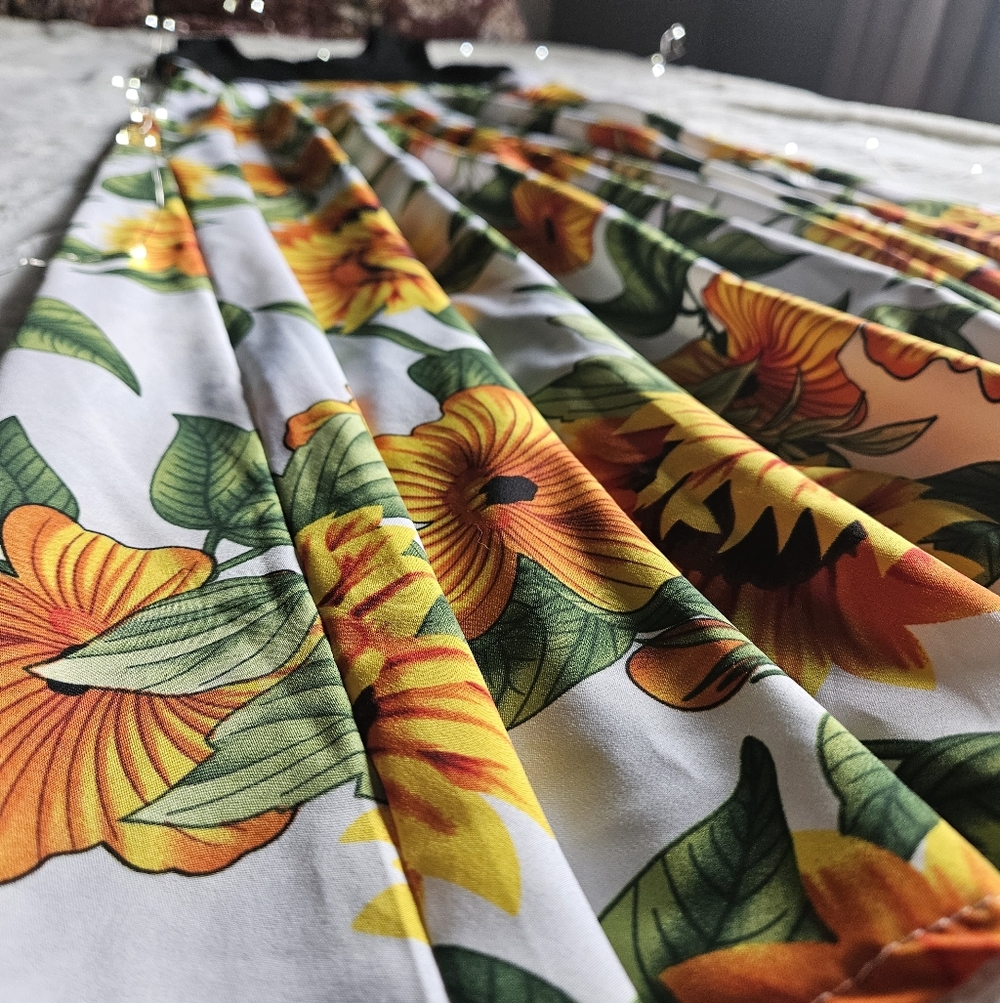 Sunflower Maxi Dress - Picture 4 of 5